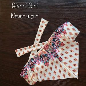 Gianni Bini Bikini Top
